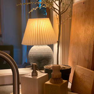 Engage Your Sense of Sight with this lamp Image