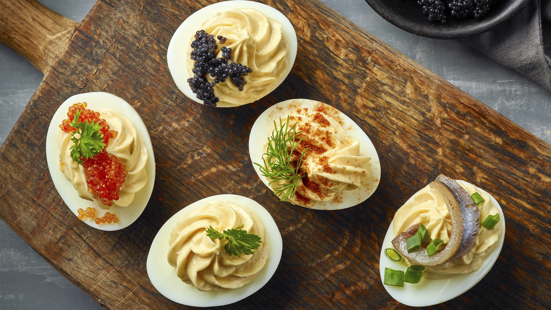 7 Holiday Deviled Egg Recipes Header Image